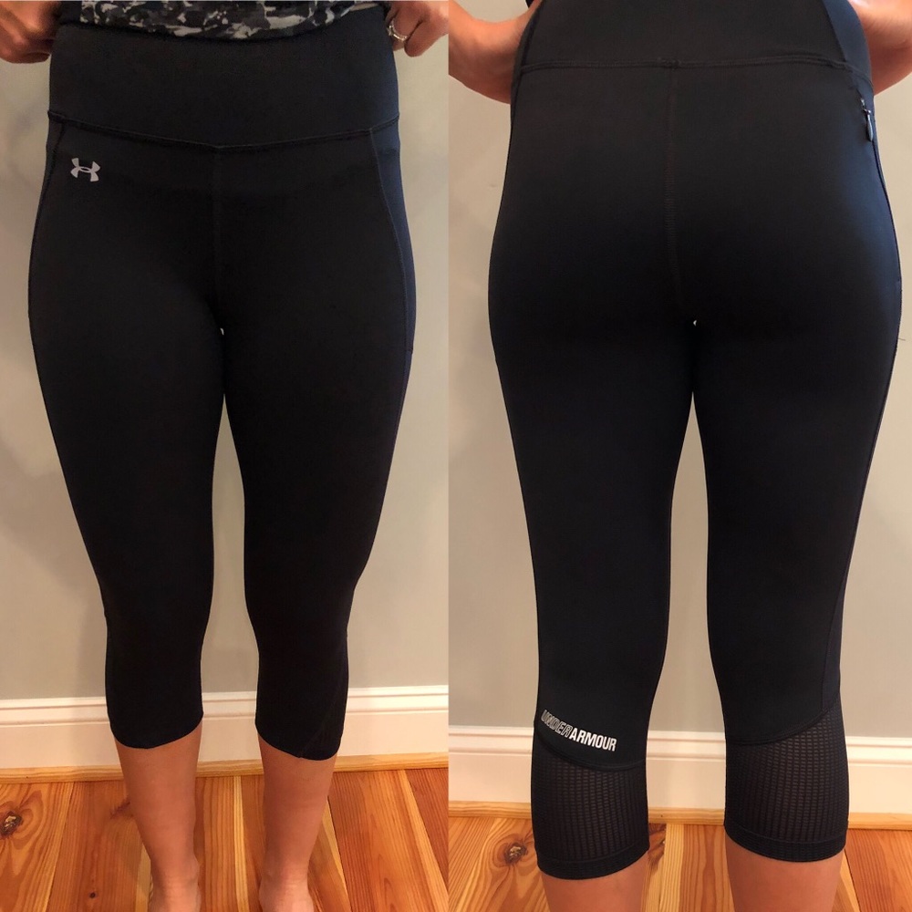 Under Armour size small crops