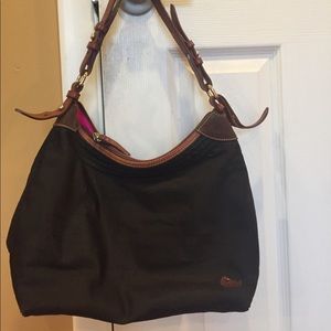 Dooney and Bourke shoulderbag
