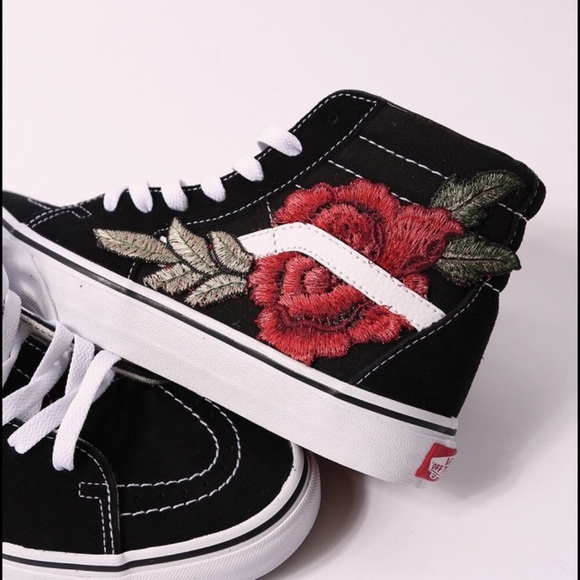 Custom Vans - Picture 2 of 3