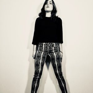 Host Pick!🖤 Snake Print Joe’s Jeans