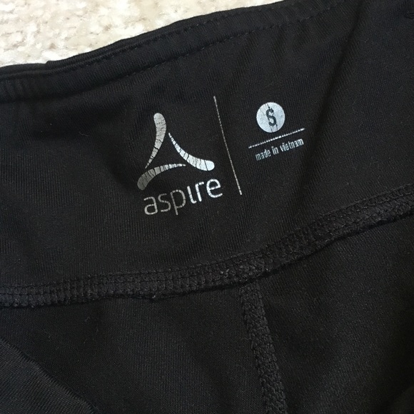 Aspire Yoga Clothing