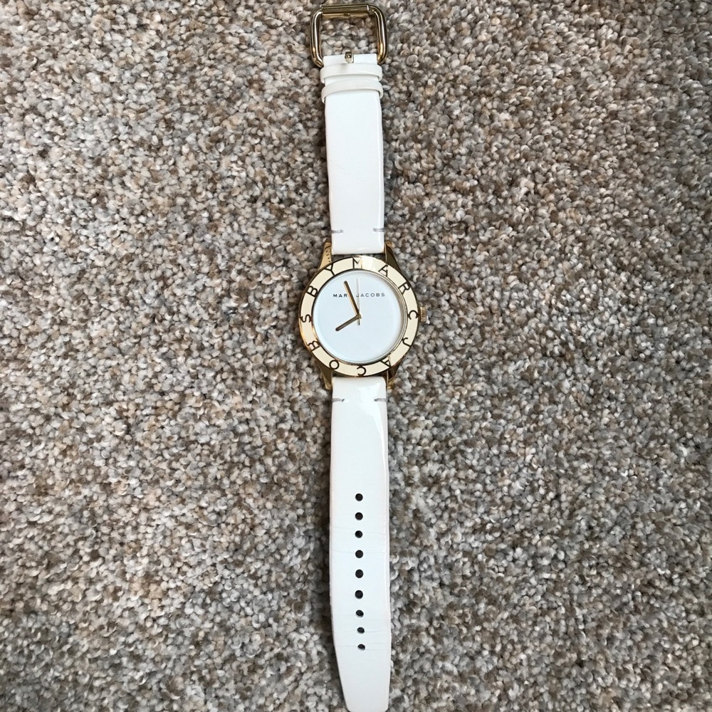 Patent leather Marc Jacobs watch