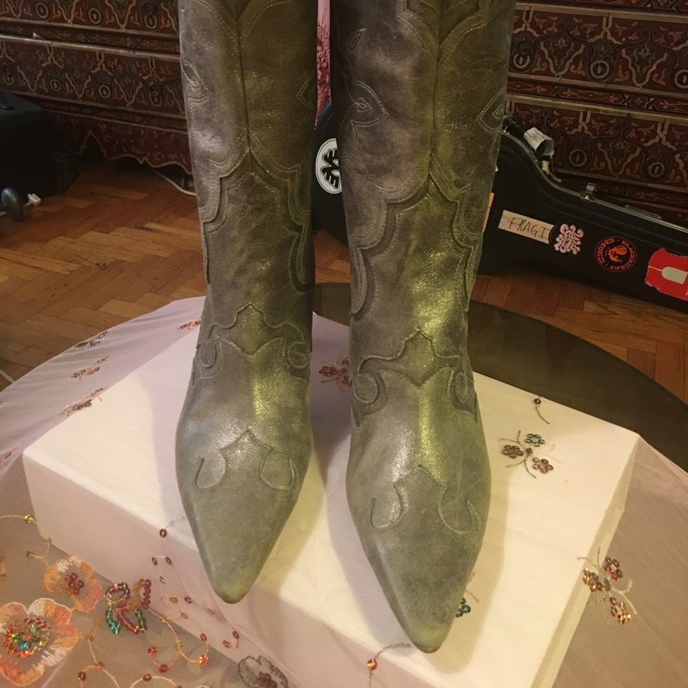 Kenneth Cole Reaction High Heel Cowboy Boot 8.5