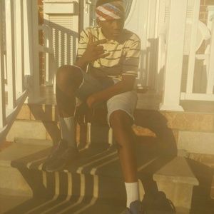 Meet your Posher, Malik