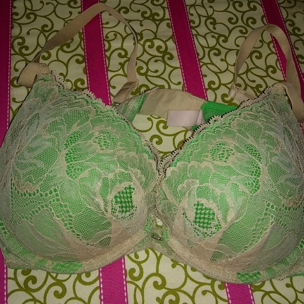 Victoria's secret bra