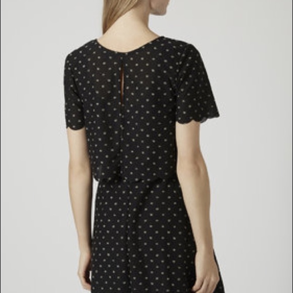 TOPSHOP daisy scallop overlay dress 🌼🌼 US 2