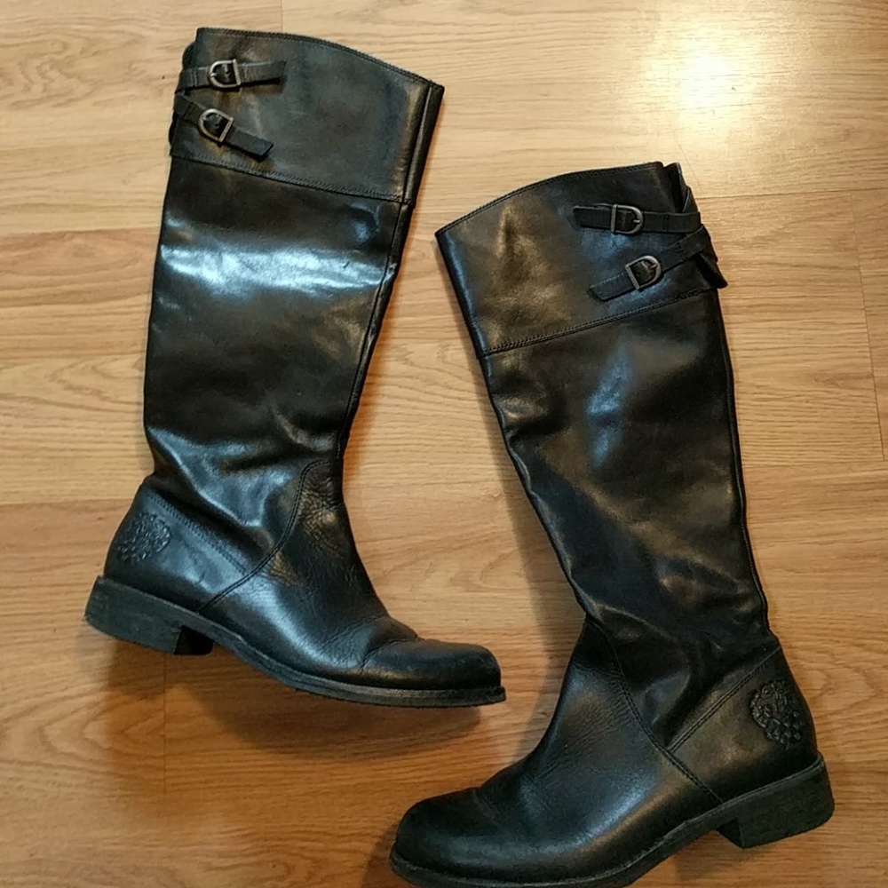 ✔️Authentic Vince Camuto black boots size 8.5