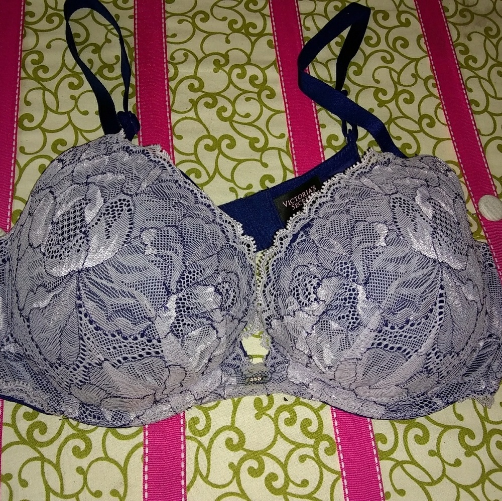 Victoria's secret bra