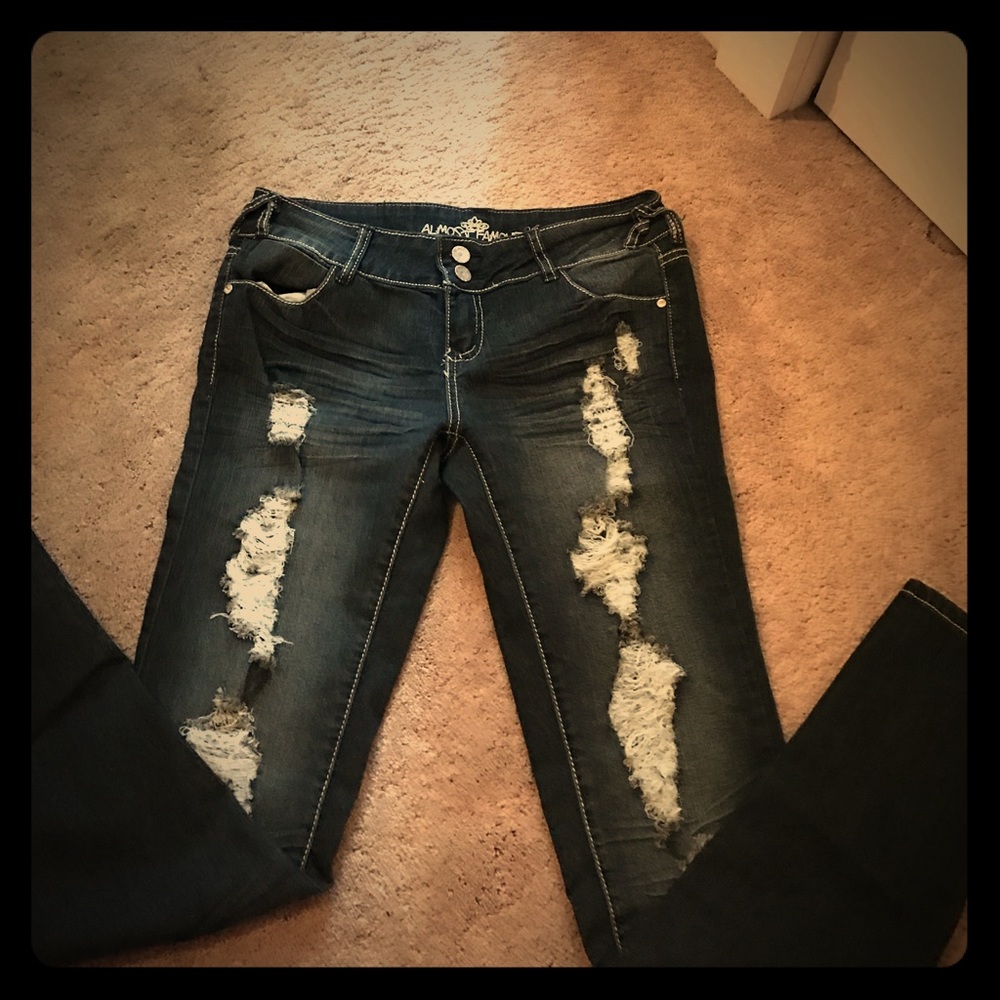 Juniors Almost Famous Jeans - Picture 1 of 4