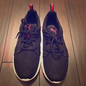 Women’s Puma Running shoes