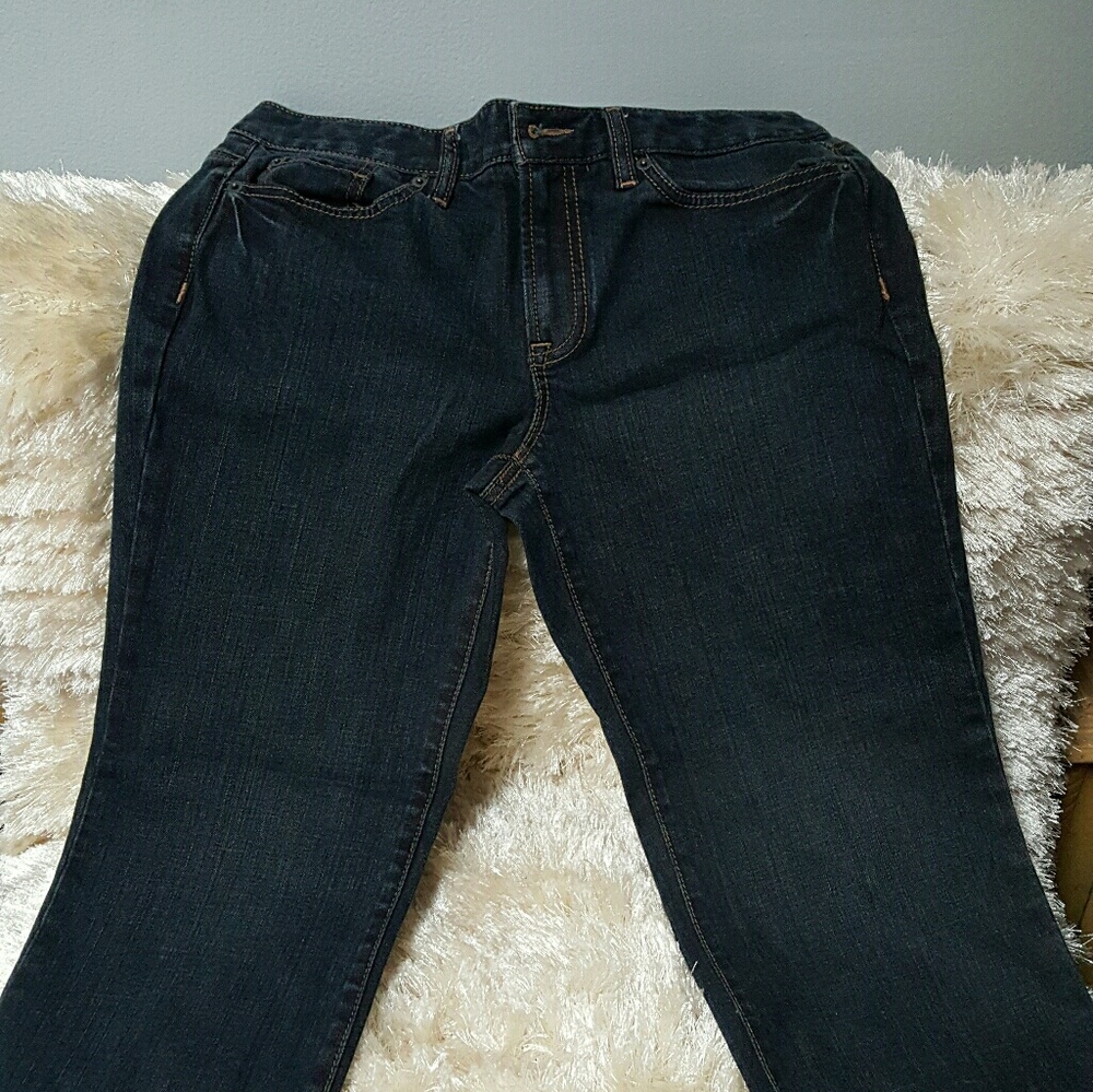 EUC size 6 loft jeans boot cut.