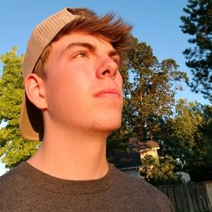 Meet your Posher, Phillip