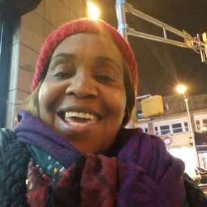 Meet your Posher, Sandra