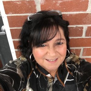 Meet your Posher, Terri