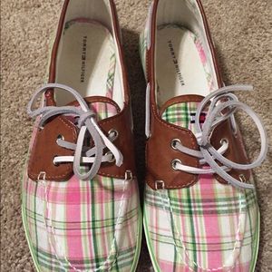 Timmy Hilfiger boat style shoes