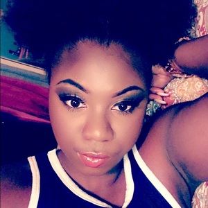 Meet your Posher, Jerinessa