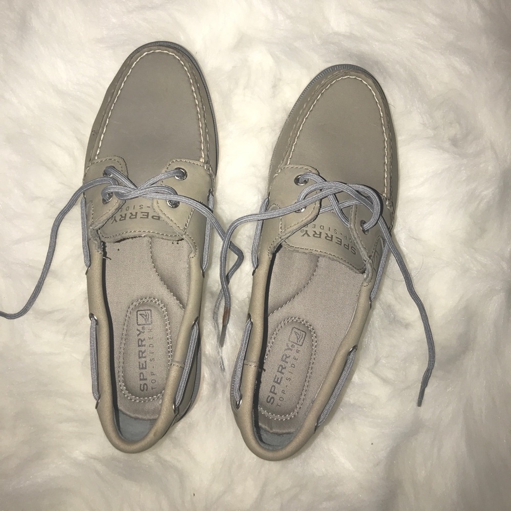 Sperry Top-sider women’s boating shoes