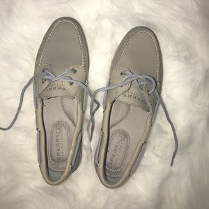 Sperry Top-sider women’s boating shoes
