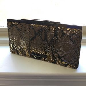 Kenneth Cole Clutch Wallet