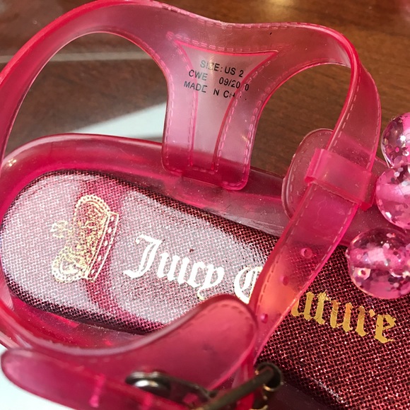 Juicy couture sandals Sz 2 - Picture 2 of 4