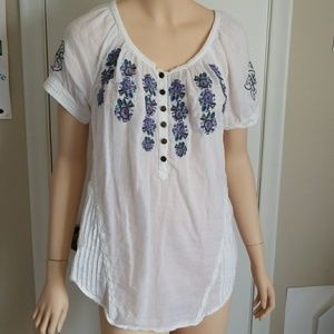 SALE Vintage America Boho Embroidered Top