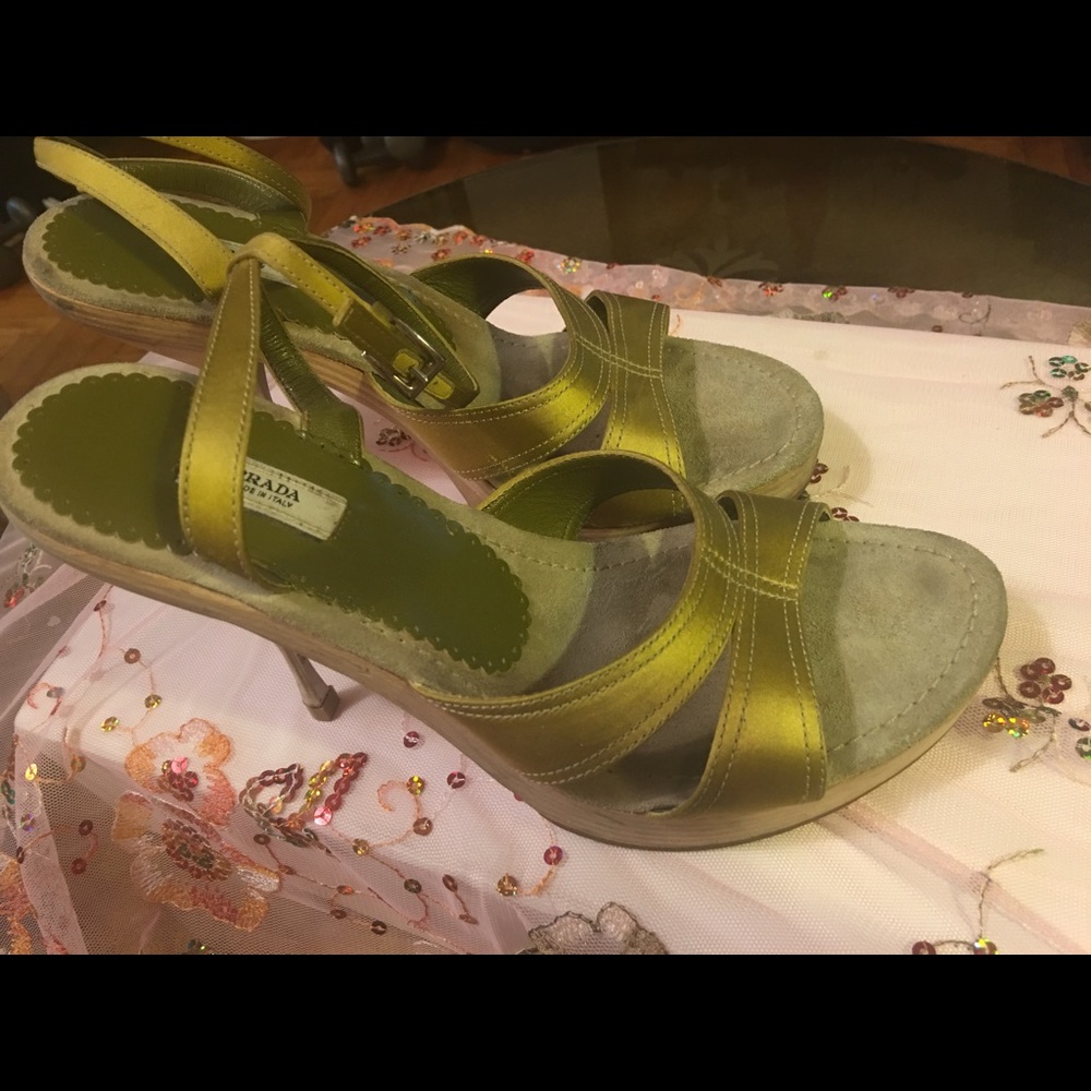 Prada Sexy Gold Platform Stiletto Heels Sz 38