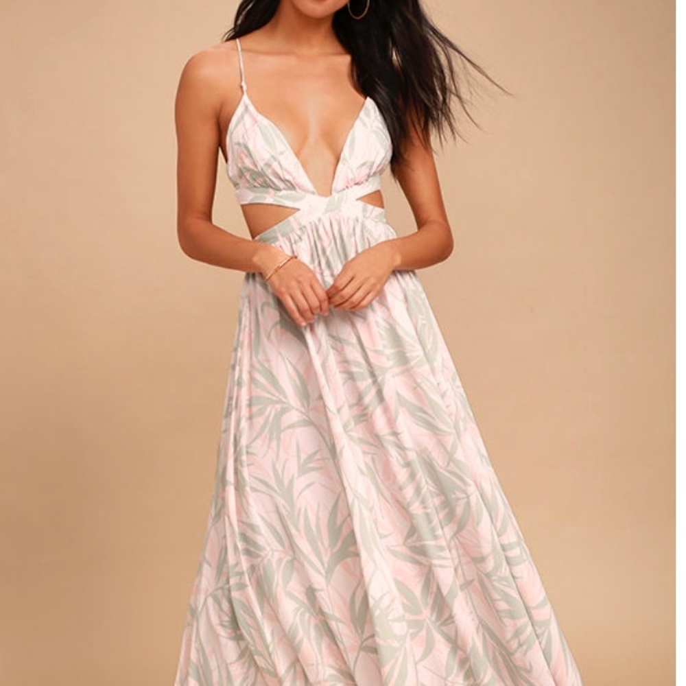 Blush with light green hints