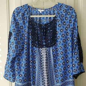 Crown & Ivy tunic top