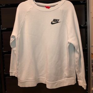 Nike sportswear Rally Crew Neck