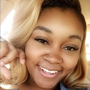 Meet your Posher, Regina