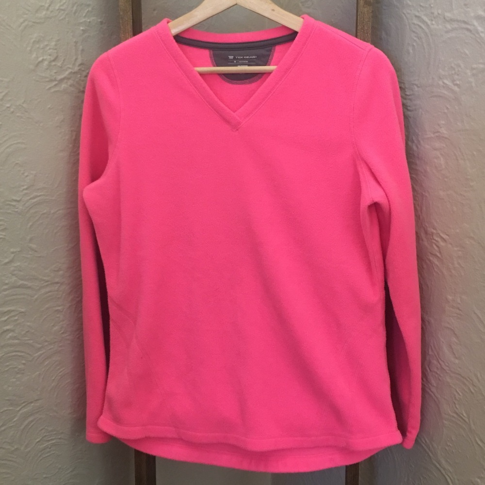 Great condition! Hot pink fleece v neck