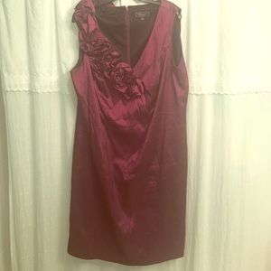 Dress Barn 20 Shiny plum sheath dress