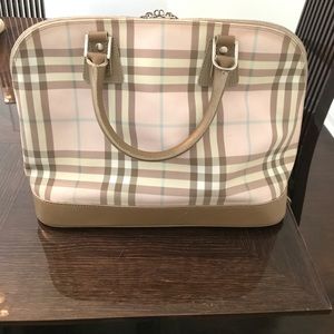 Light baby pink Burberry tote.