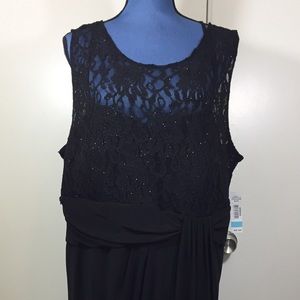 Black Lace Evening Ball Gown 👗 20W