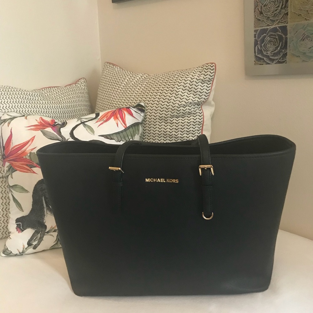 Michael Kors work purse