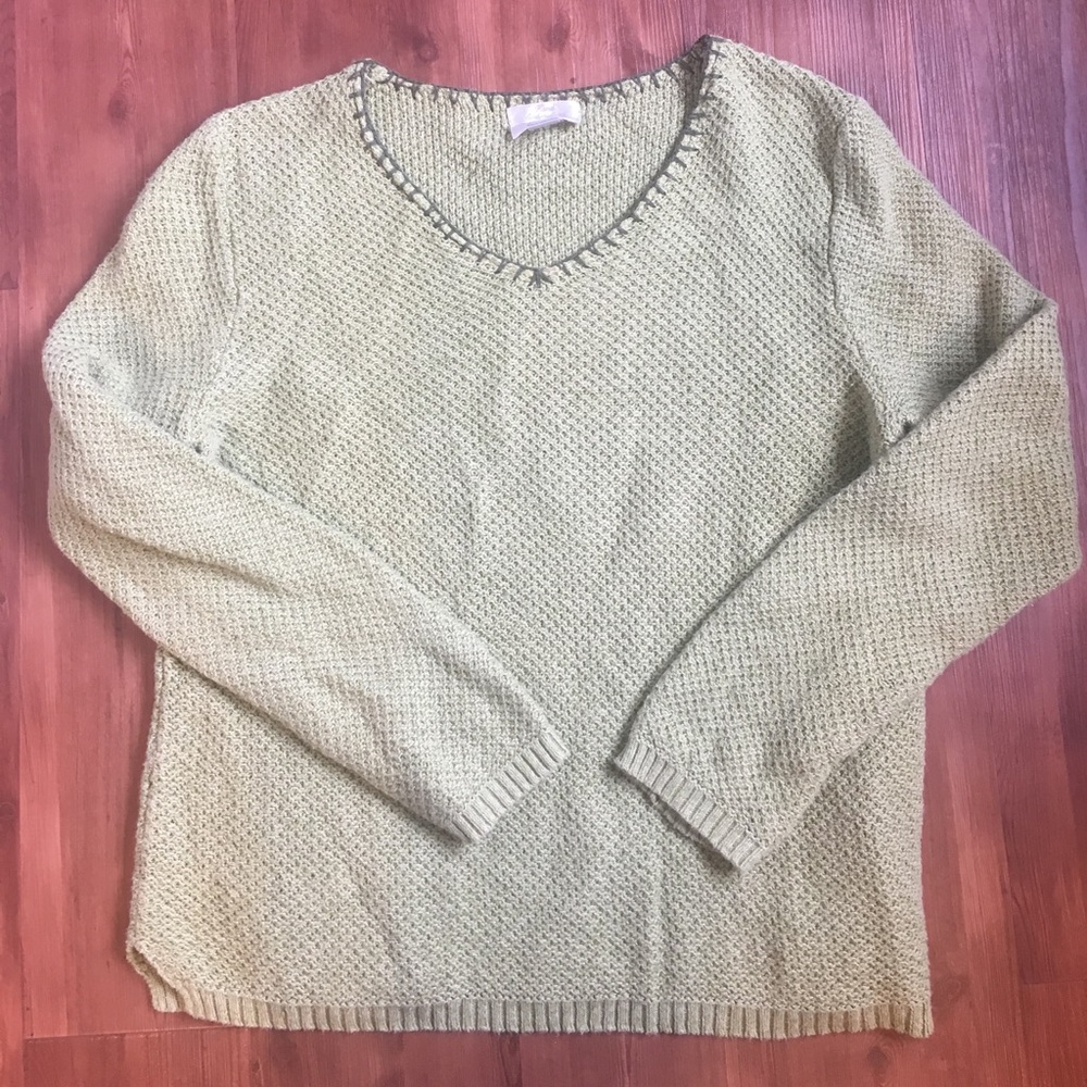 Christopher & Banks sweater size XL.