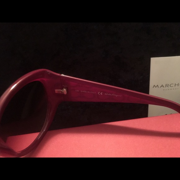 SALVATORE FERRAGAMO GANCINI CHERRY RED SUNGLASSES main image 6