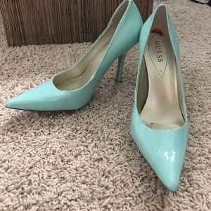 Guess size 10 Tiffany blue heels