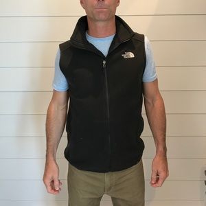 North face vest