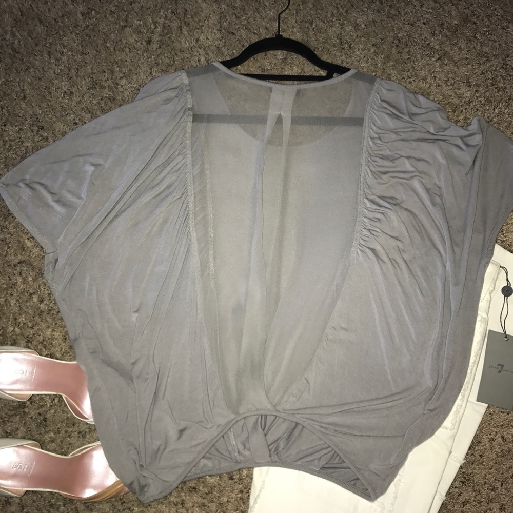 Gray Flowy Top - Picture 4 of 4