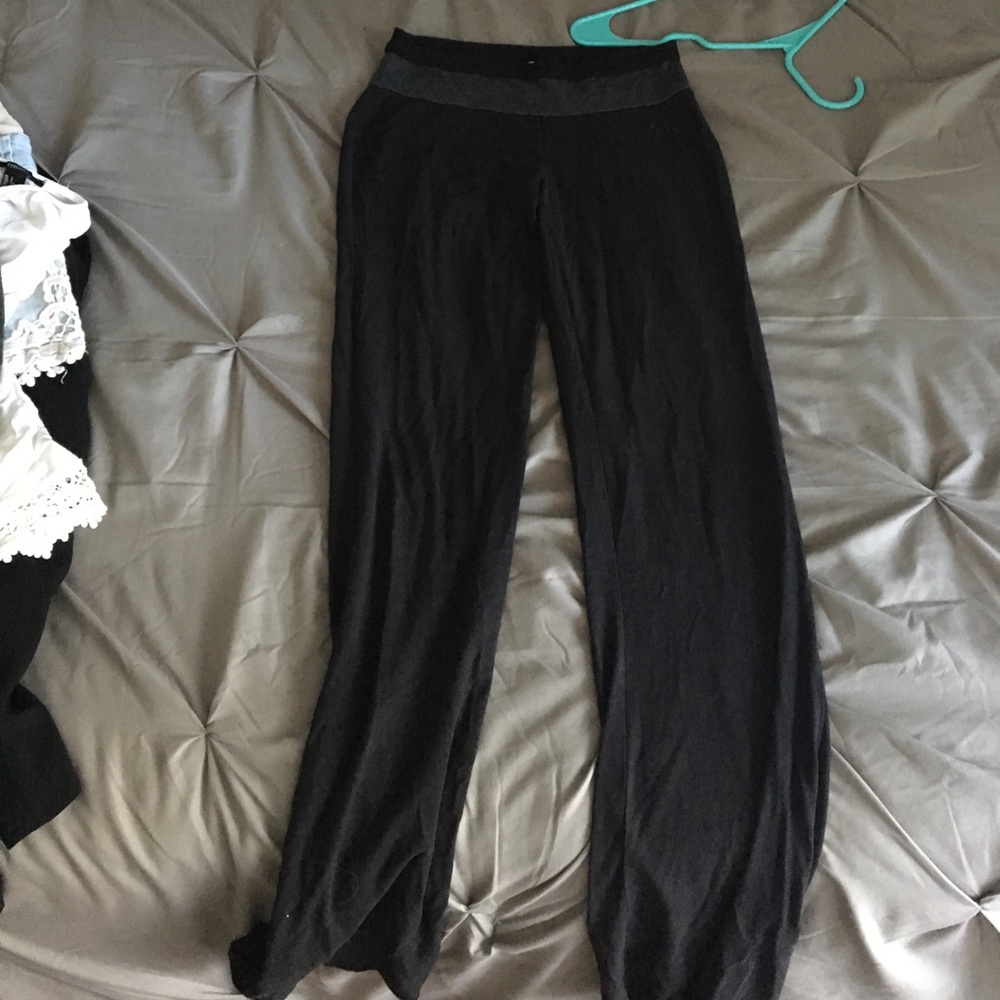 Yoga pants