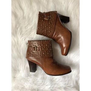 Brown booties