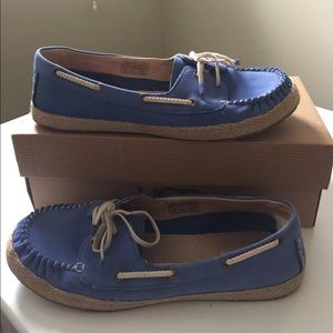 Ugg boat shoes loafers size 8.5 blue
