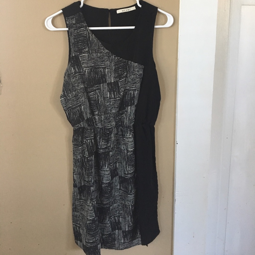 Francescas Black dress