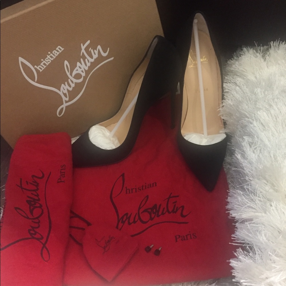 Authentic Christian Louboutin Pumps