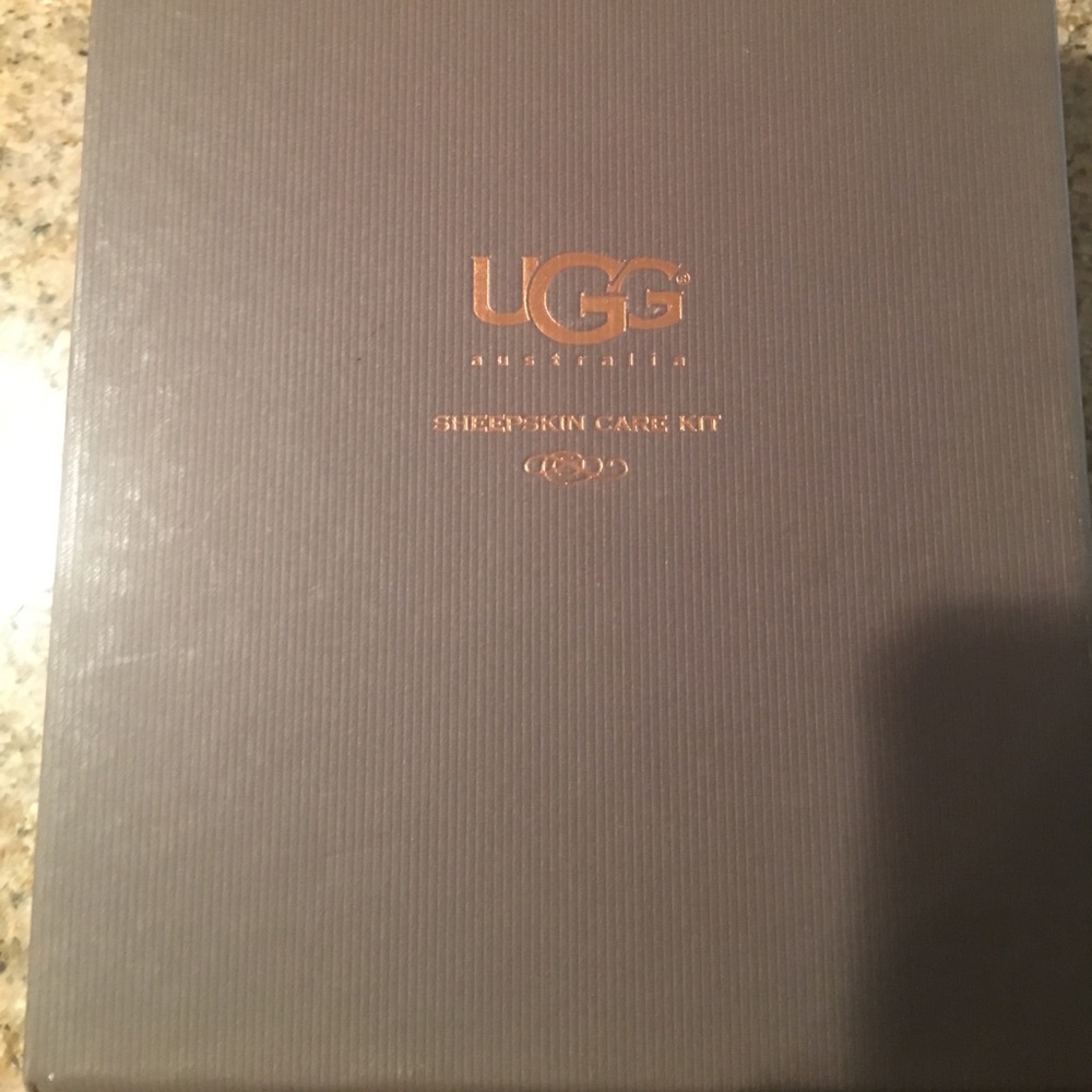 UGG boot cleaner