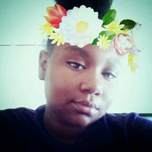 Meet your Posher, Eve