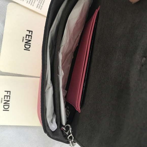 HP ❤️ Fendi Baguette Micro Bag Bugs Crossbody Bag - Picture 6 of 7