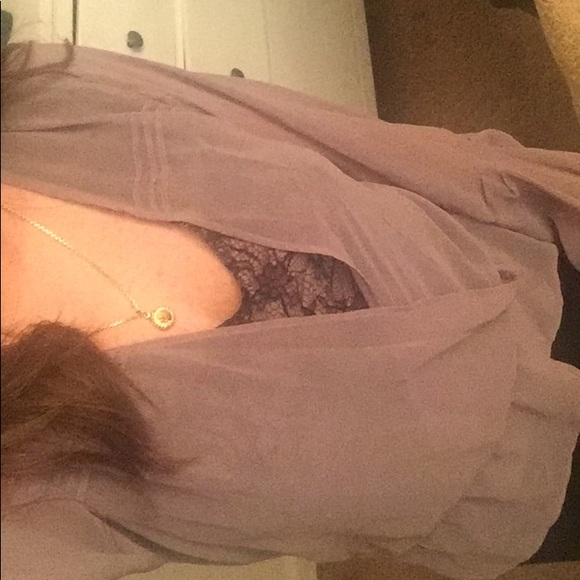 NWT Pure Sugar Sheer with Lace Inlet Blouse - Picture 6 of 6