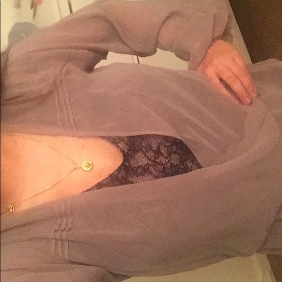 NWT Pure Sugar Sheer with Lace Inlet Blouse - Picture 5 of 6